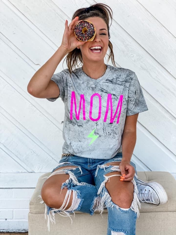 Mom ⚡️Tee