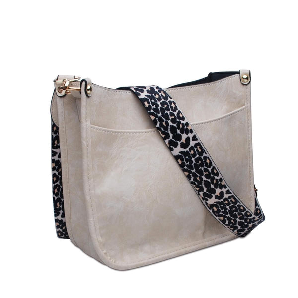 Avery Crossbody Bag
